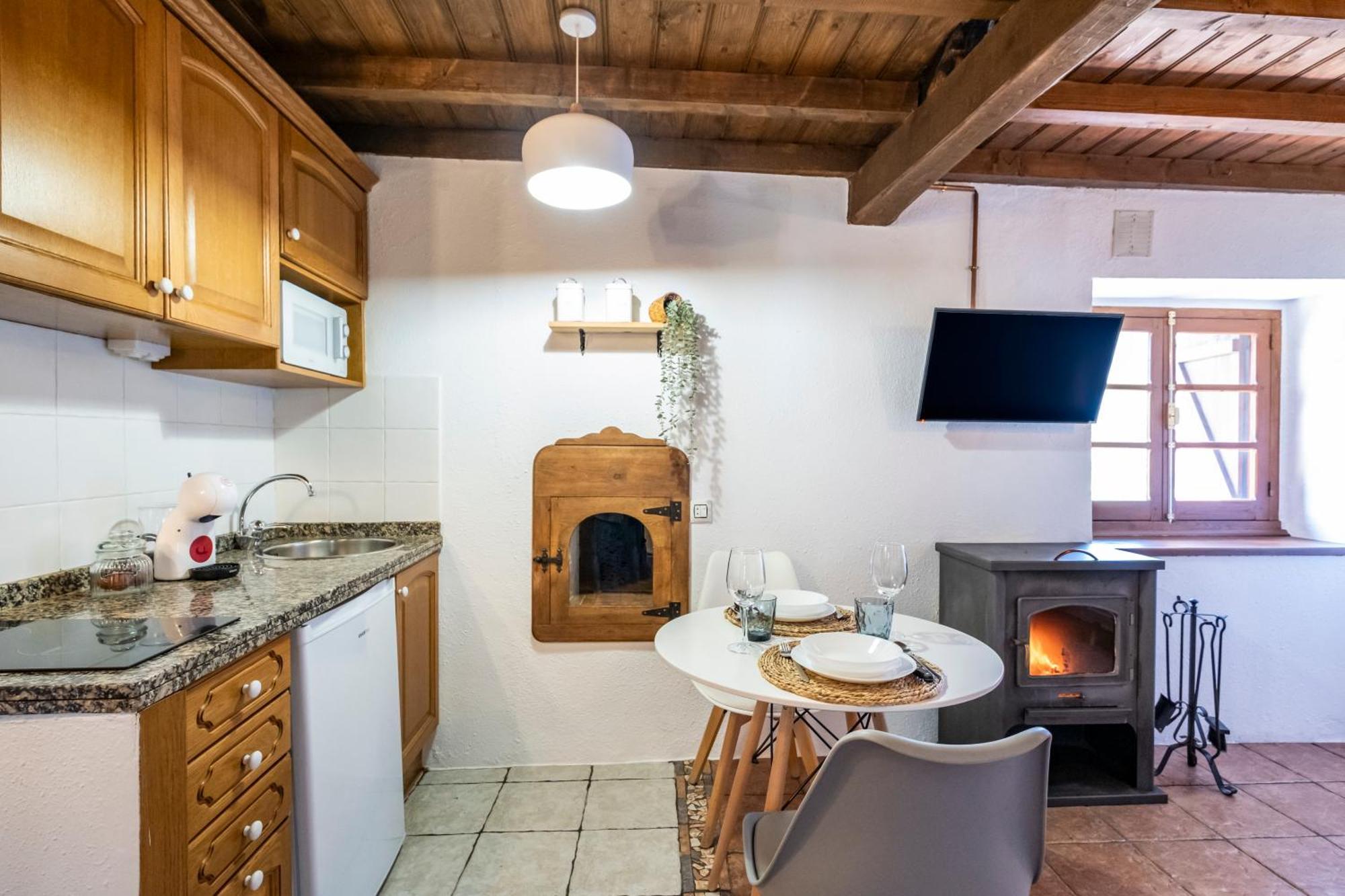 Apartamentos Rurales La Laguna Somiedo Valle de Lago 外观 照片