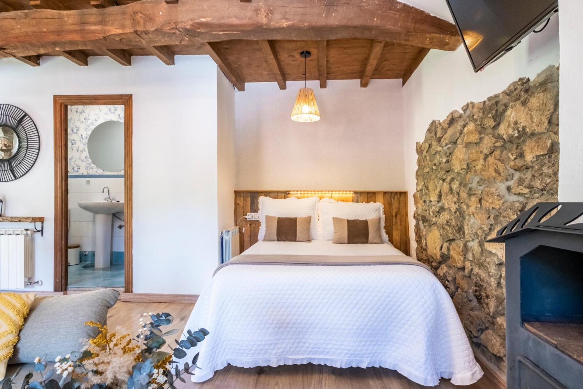 Apartamentos Rurales La Laguna Somiedo Valle de Lago 外观 照片