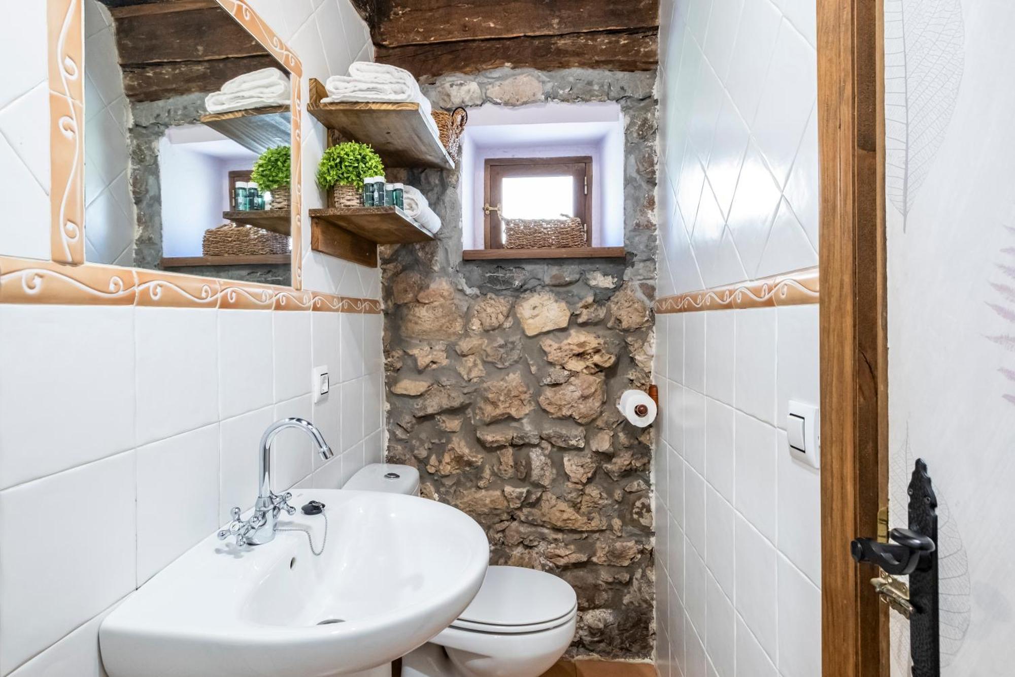 Apartamentos Rurales La Laguna Somiedo Valle de Lago 外观 照片